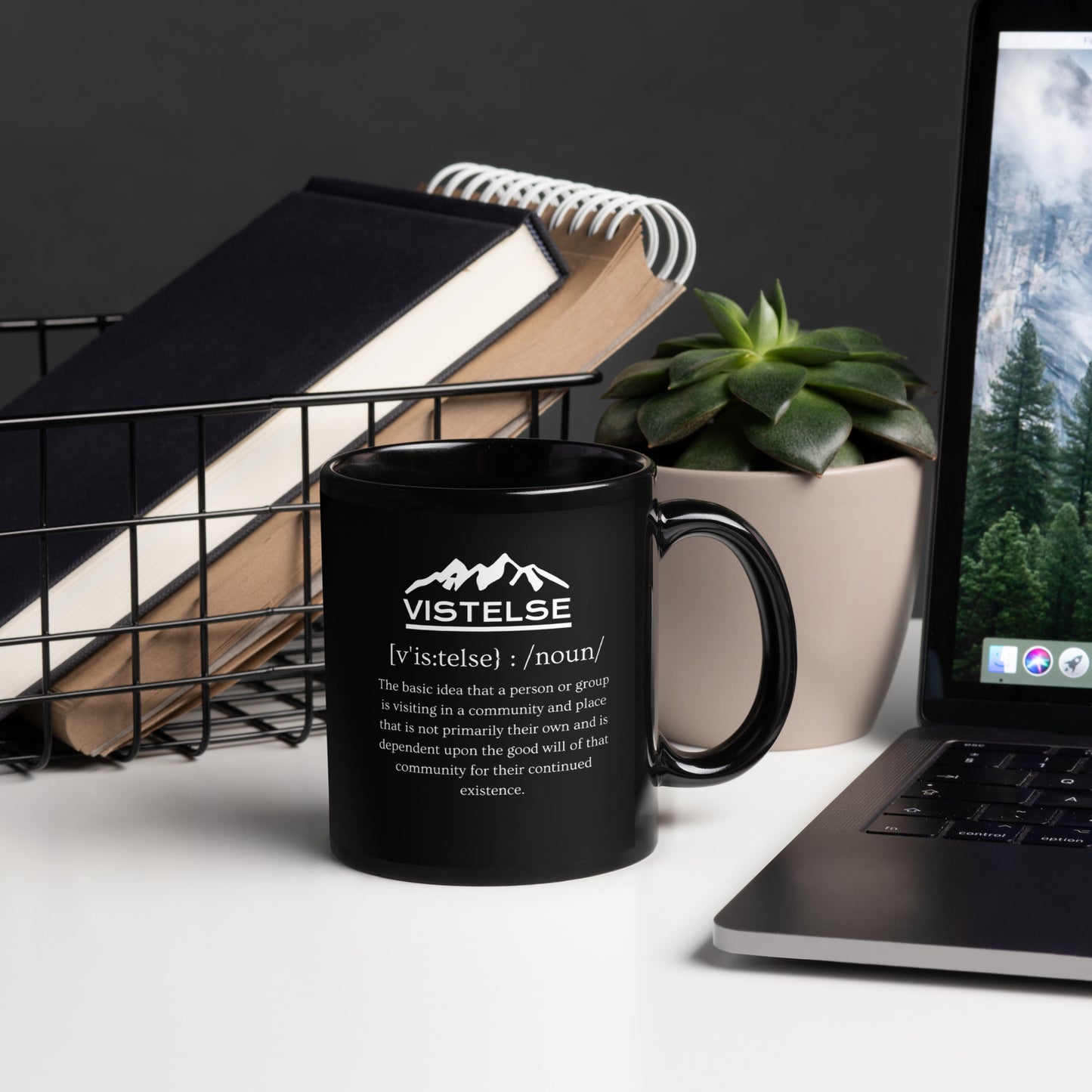 VISTELSE Mountains Definition Black Glossy Mug