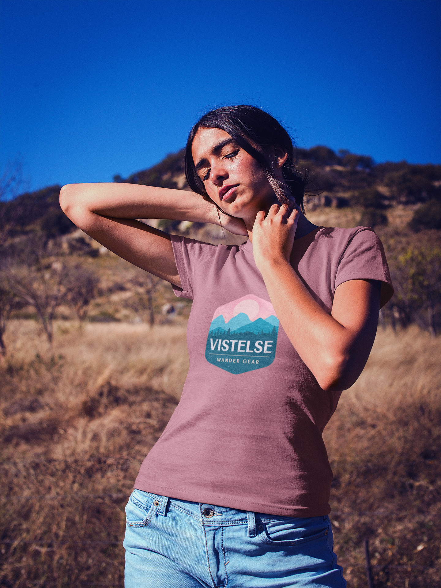 VISTELSE Wander Gear Pastel Mountain Badge Unisex t-shirt