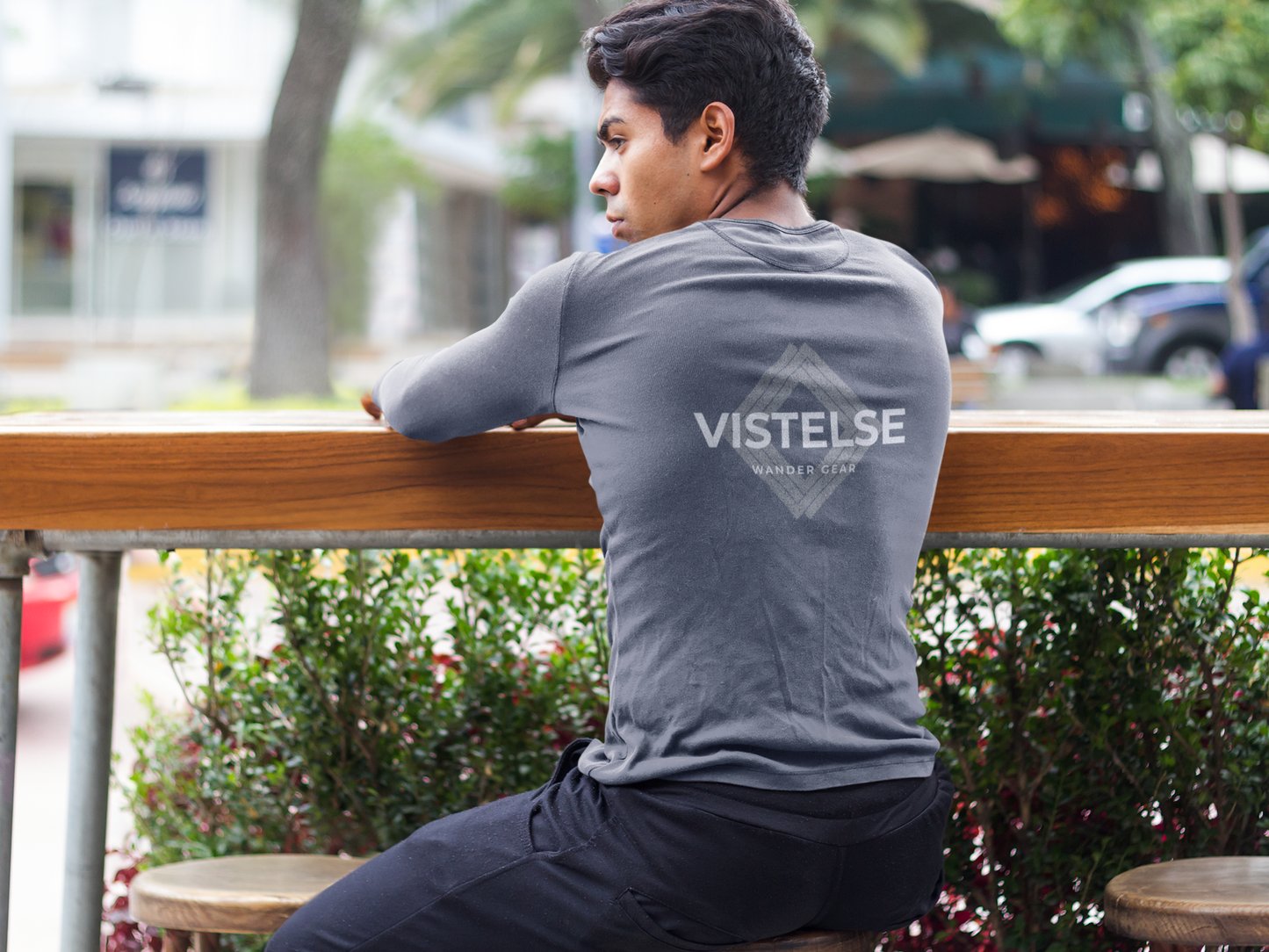 VISTELSE Wander Gear Grey and White Unisex Long Sleeve Tee