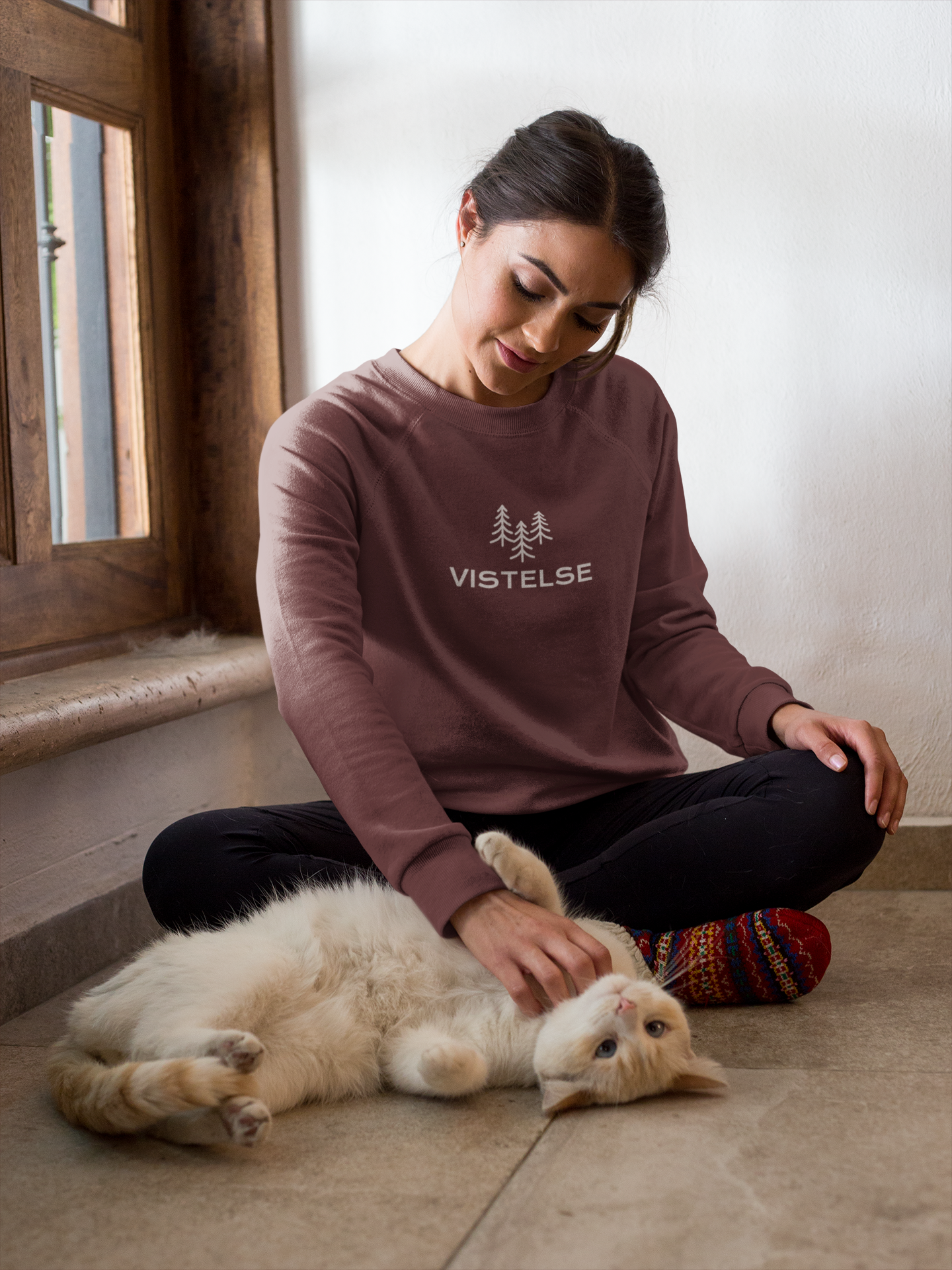 VISTELSE Trees Logo Embroidered Unisex Crew Sweatshirt