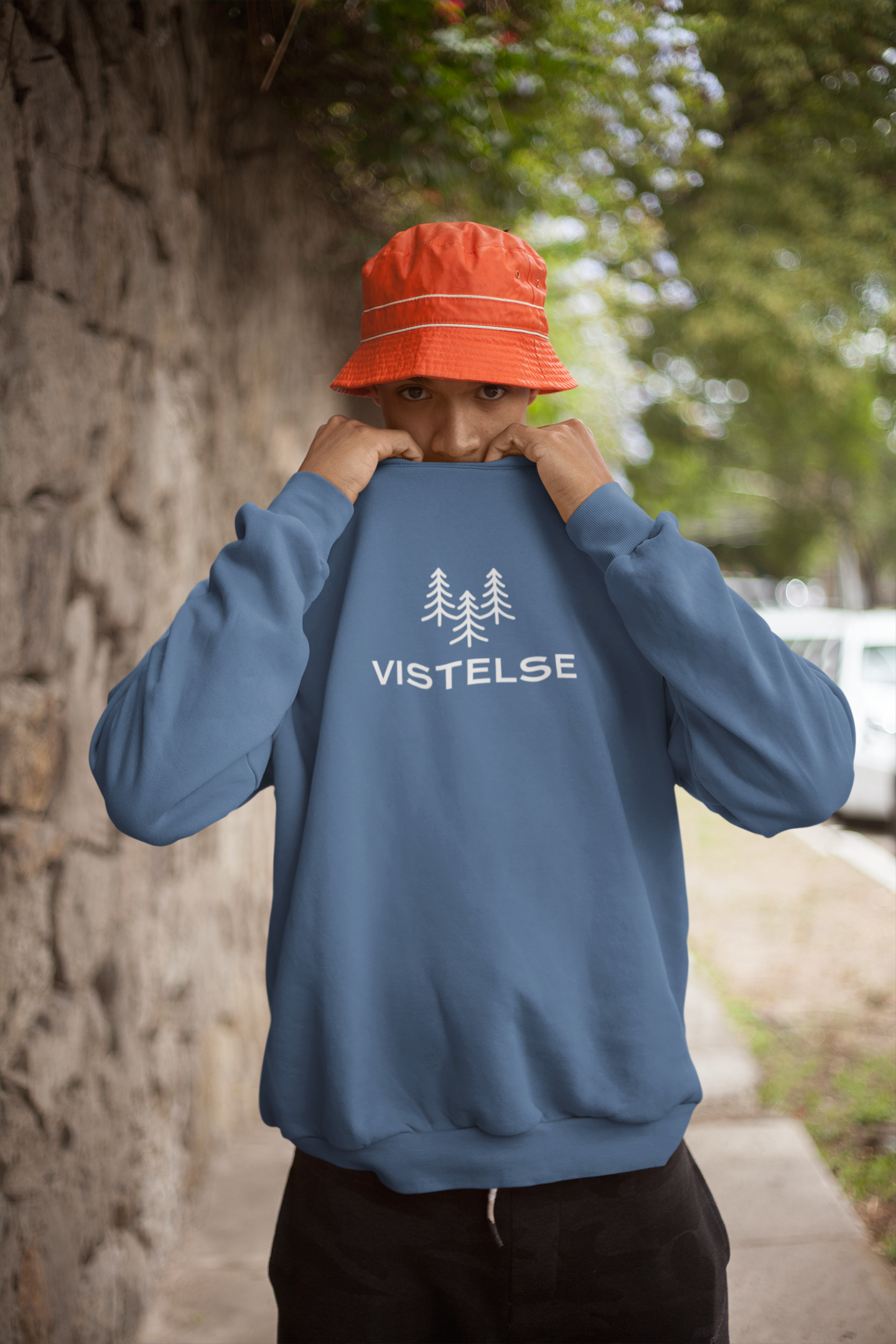 VISTELSE Trees Logo Embroidered Unisex Crew Sweatshirt